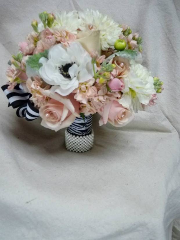 998293_615632908470451_1820229041_n